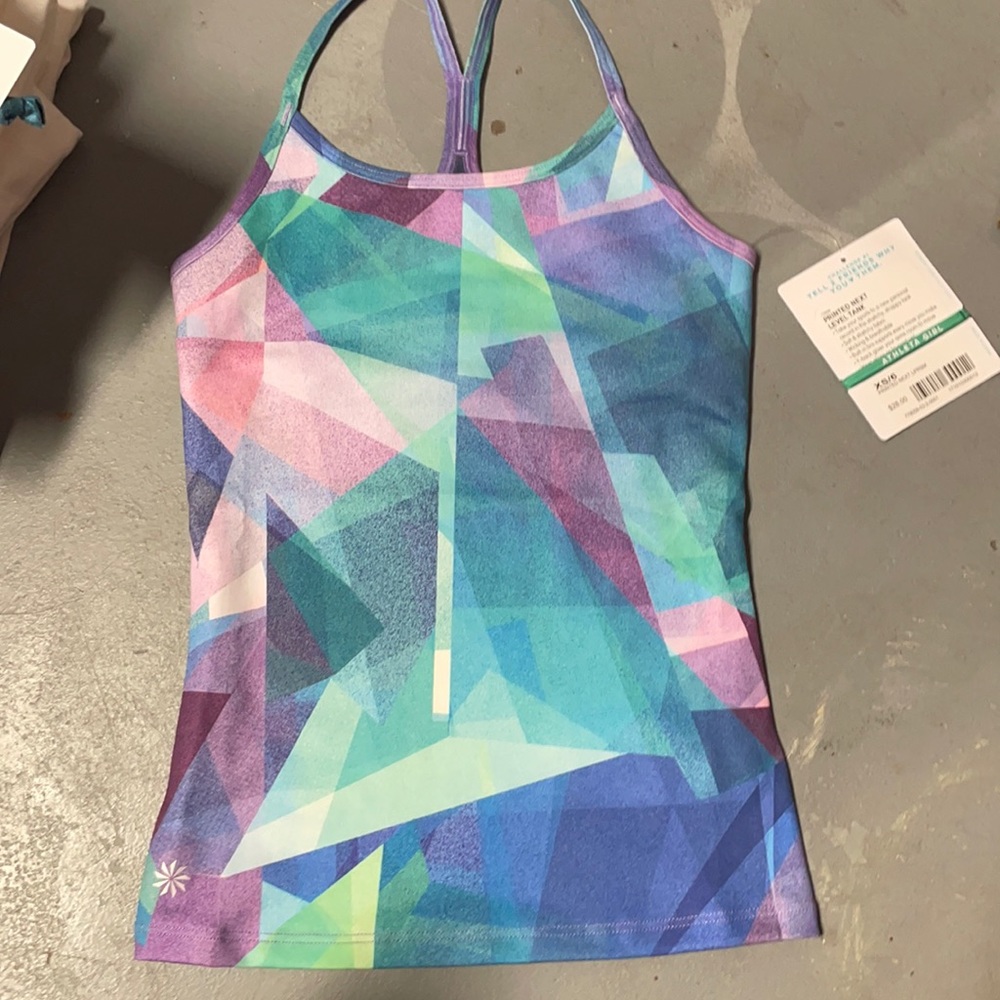 NWT ATHLETA XS GIRLS TANK WITH BUILT IN BRA